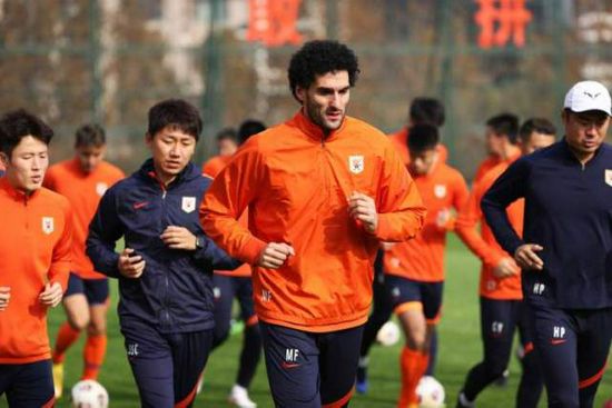 钱红艳顿时心慌不已，立刻就拿着化验单去找了医生。